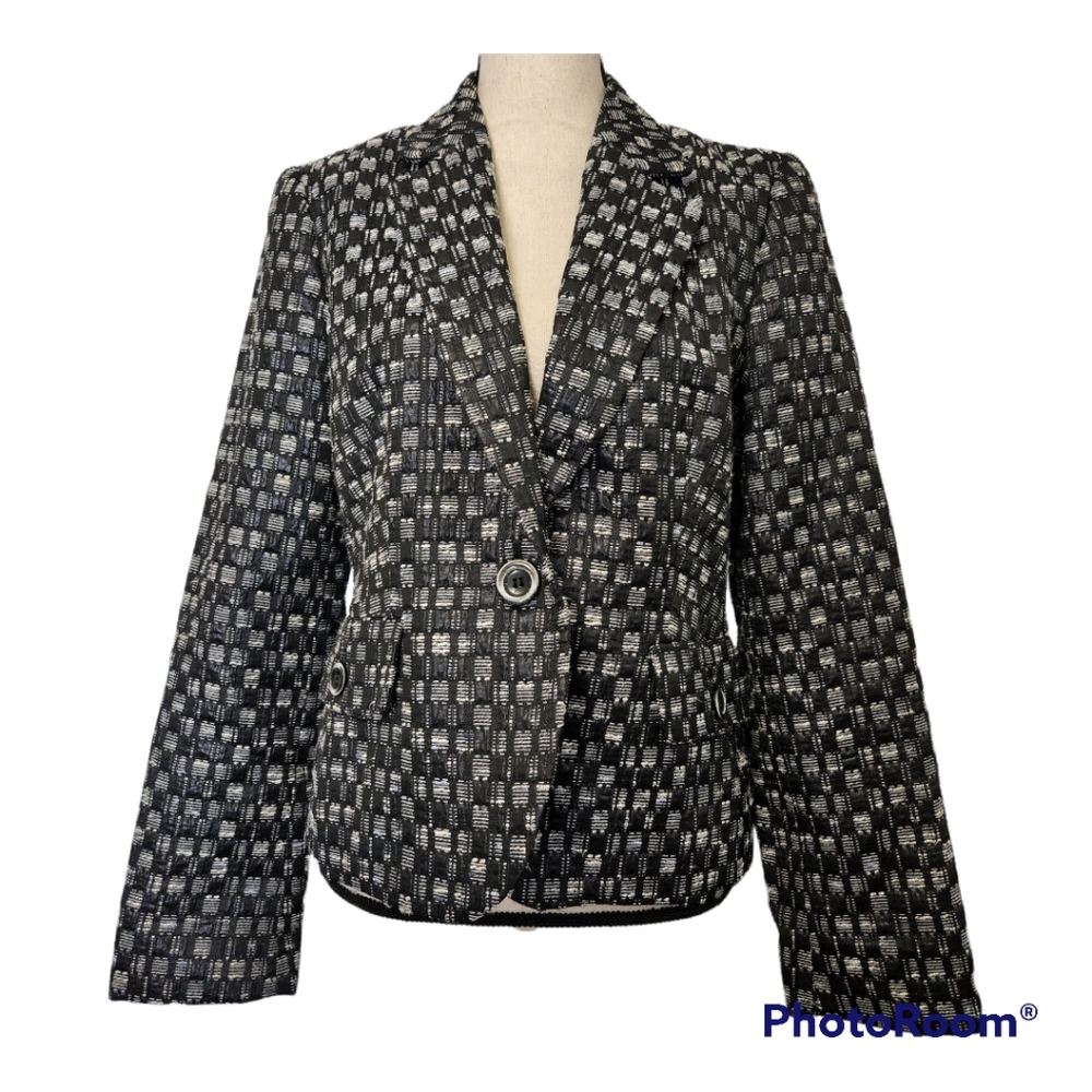 Louben black / white sz 10 single button blazer w/ 2 front flap button pockets